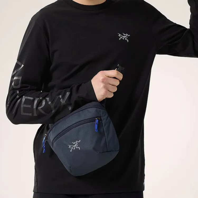 Arcteryx Recycled Polyester Fanny Pack Unisex Sapphire Black With Active Color-4