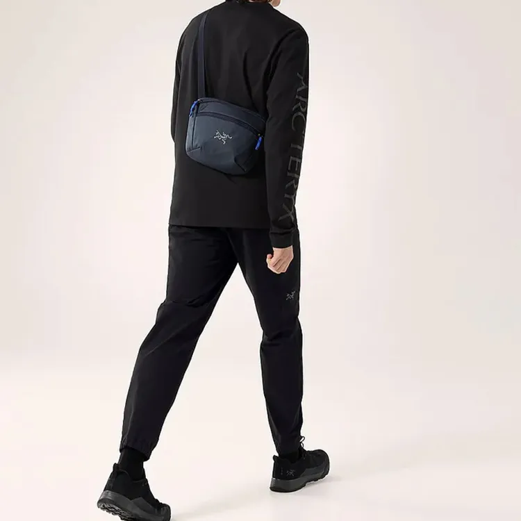 Arcteryx Recycled Polyester Fanny Pack Unisex Sapphire Black With Active Color-6