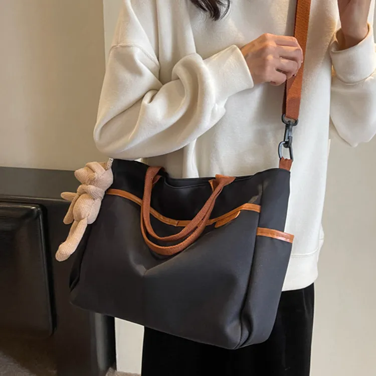 Duoluplo Doron Paul Oxford One Shoulder Handbag Women's Black/Ecru/Coffee/Khaki-1