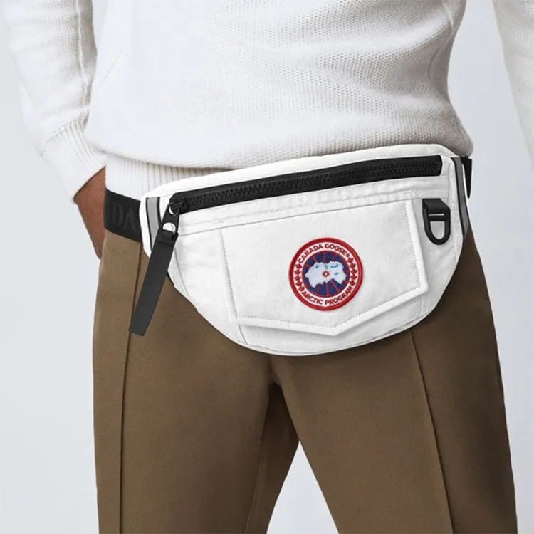 Canada Goose Nylon One Shoulder Crossbody Bag Sling Bag Fanny Pack Regular Unisex Polaris White-2