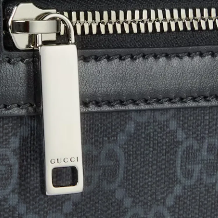 GUCCI GG Supreme Canvas Crossbody Bag Medium Size Men's Black-5