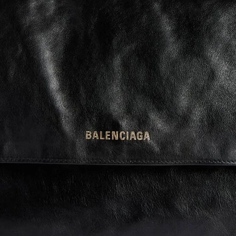 Balenciaga Grungy Medium Messenger Bag-5