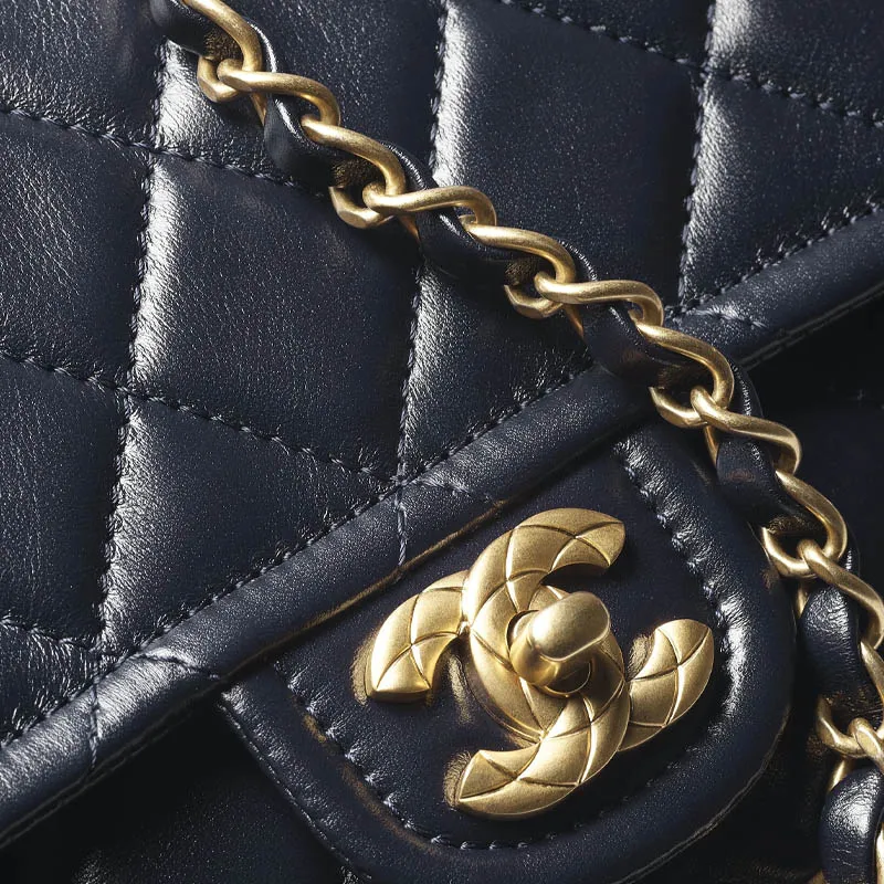 CHANEL Bright Crinkle Calfskin Portable Crossbody Bag, Shoulder Bag Women's Marine Blue-3