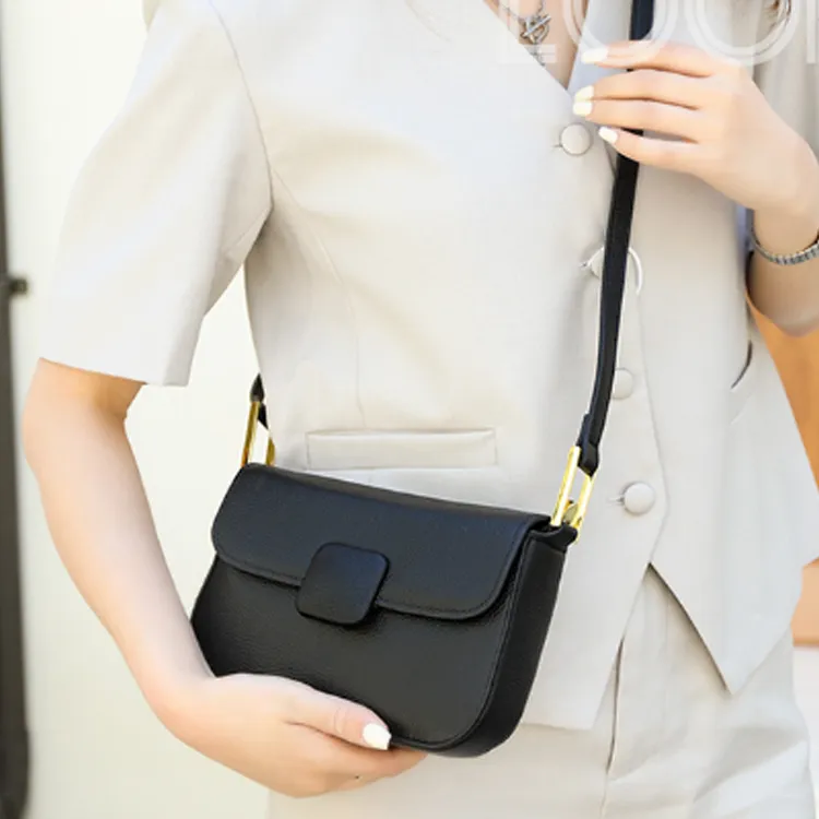 VANDEE Cow Leather Microfiber Shoulder Bag Crossbody Bag Small Size Women's Black-4
