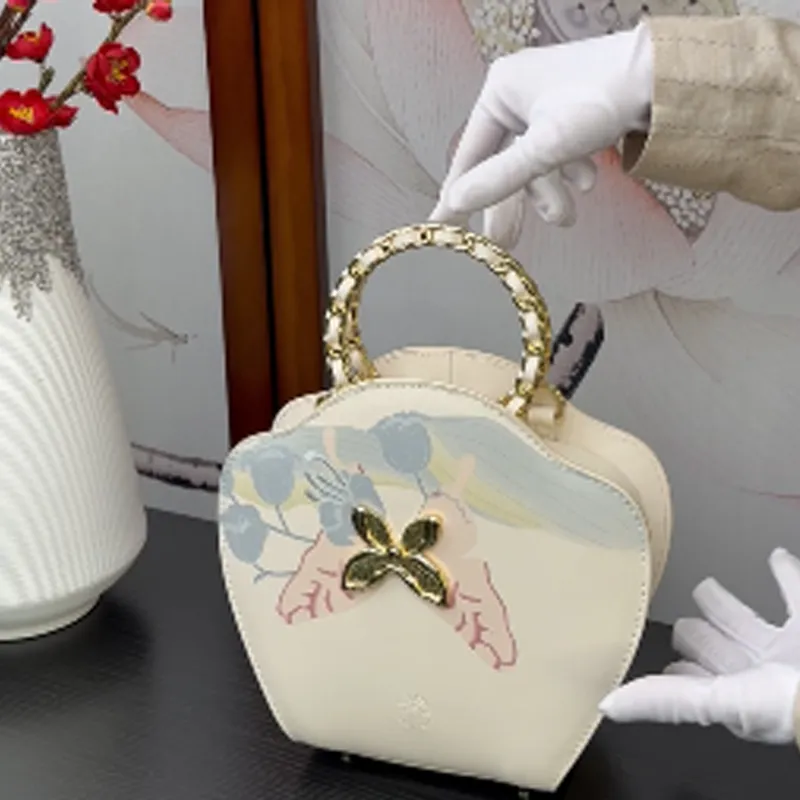 Ancient Yi Xi Cow Leather Shoulder Bag, Crossbody Bag, Handbag Small Size Women's Ecru-4