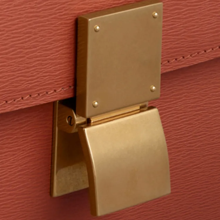 CELINE Classic Box Shoulder Bags-3
