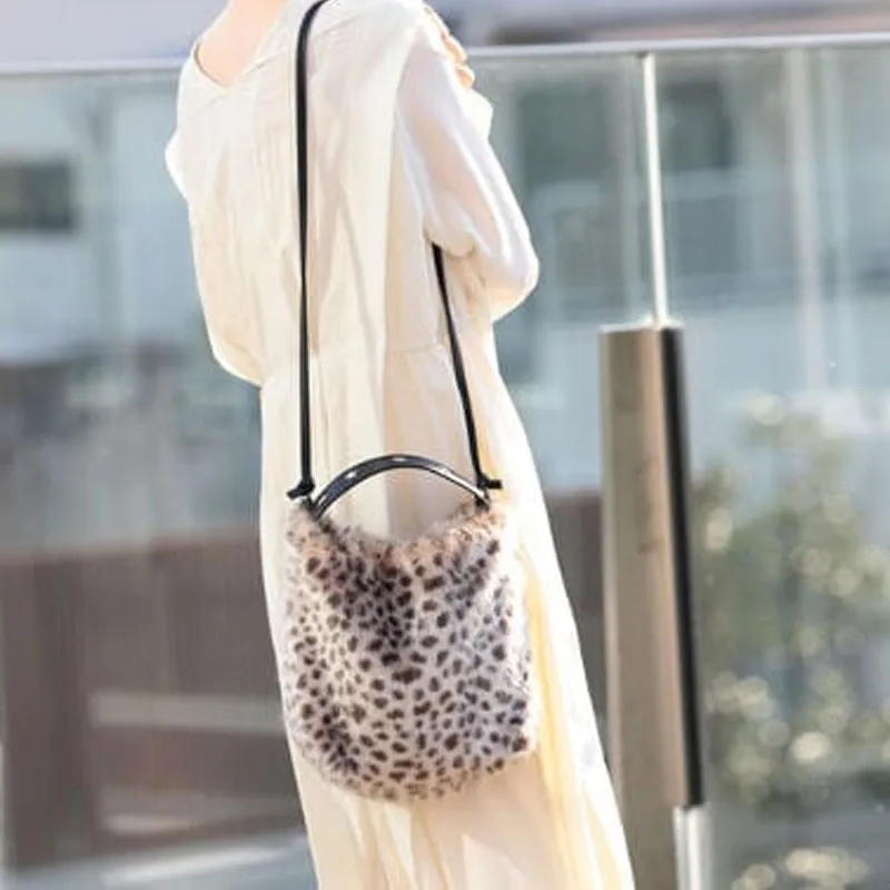 Beams Faux Fur Crossbody Bag Shoulder Bag Regular Women's Gray/Wood Charcoal/Brown-6