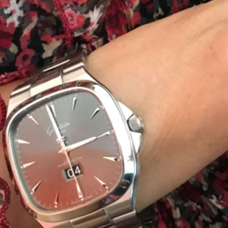 Glashutte Original Seventies Panorama Date 2 39 47 12 12 14-2
