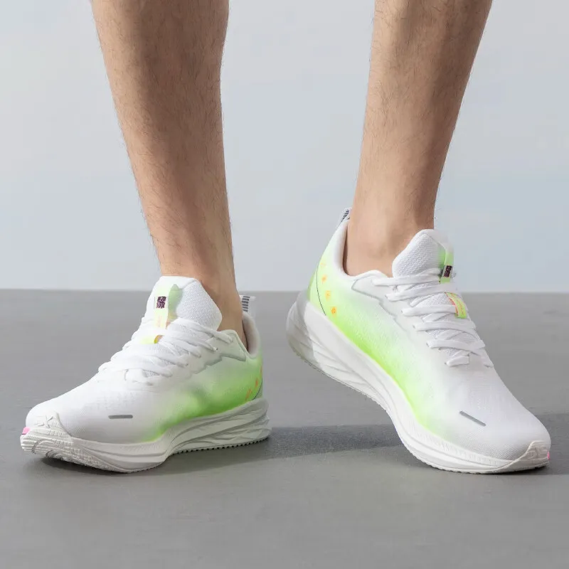 XTEP Speed 5.0LITE Anti-Slip Wear-Resistant Low-Top Training Running Shoes Men's White Green-3