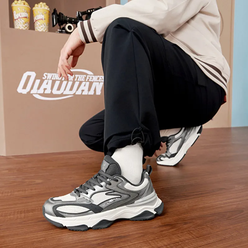 QIAODAN Dry Cushioned Slip Resistant Breathable Low Top Casual Shoes Men's White Silver-2