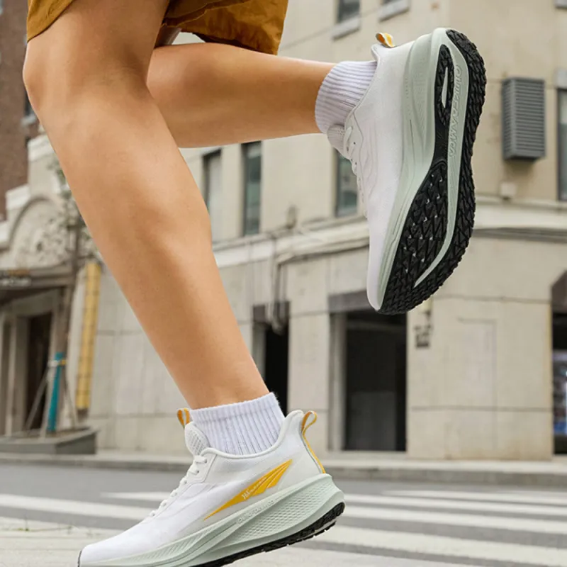 361° Wing Gundam 5.0 Cushioning Slip Resistant Low Top City Commute Running Shoes Men's White Green-3