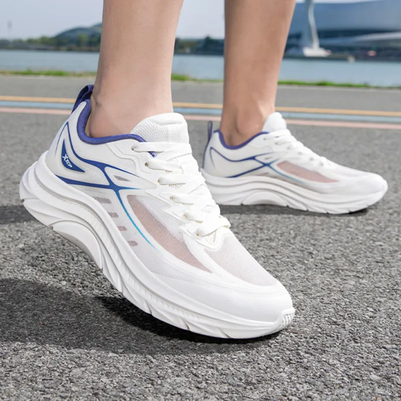 XTEP ZhuiFeng Slip Resistant And Breathable Low Top Casual Running Shoes Men's White Purple-3