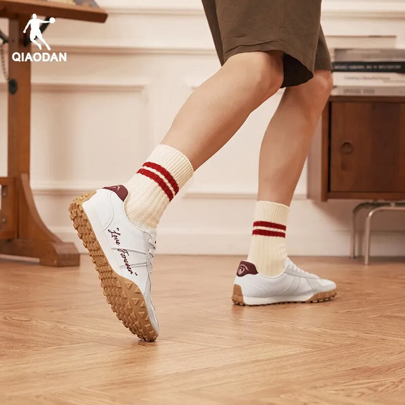 QIAODAN Casual Shoes Men Low Top Jordan White/Vermilion Red-7