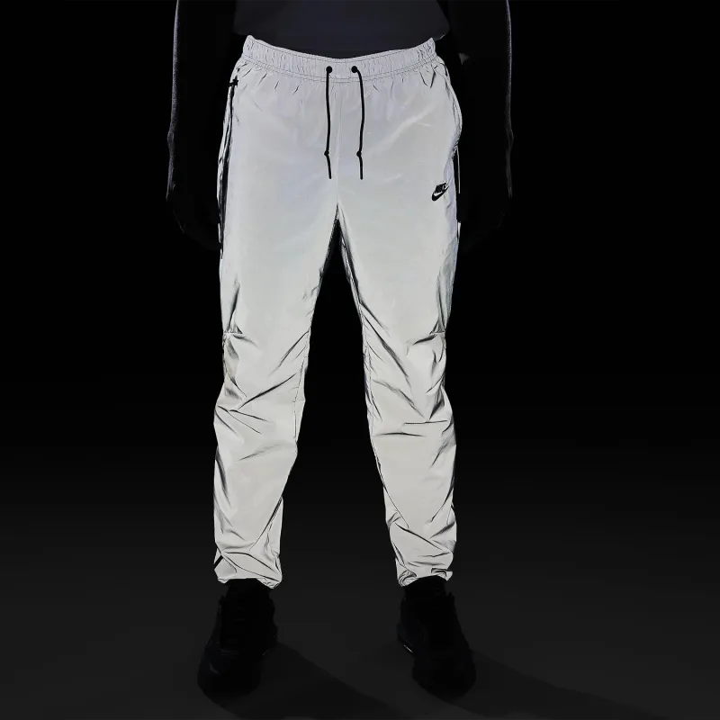 Nike Tech Woven Flash Pant-2