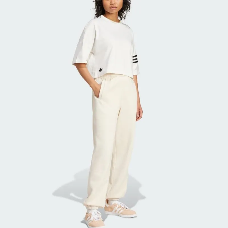 Adidas Adicolor Neuclassics Tee-2