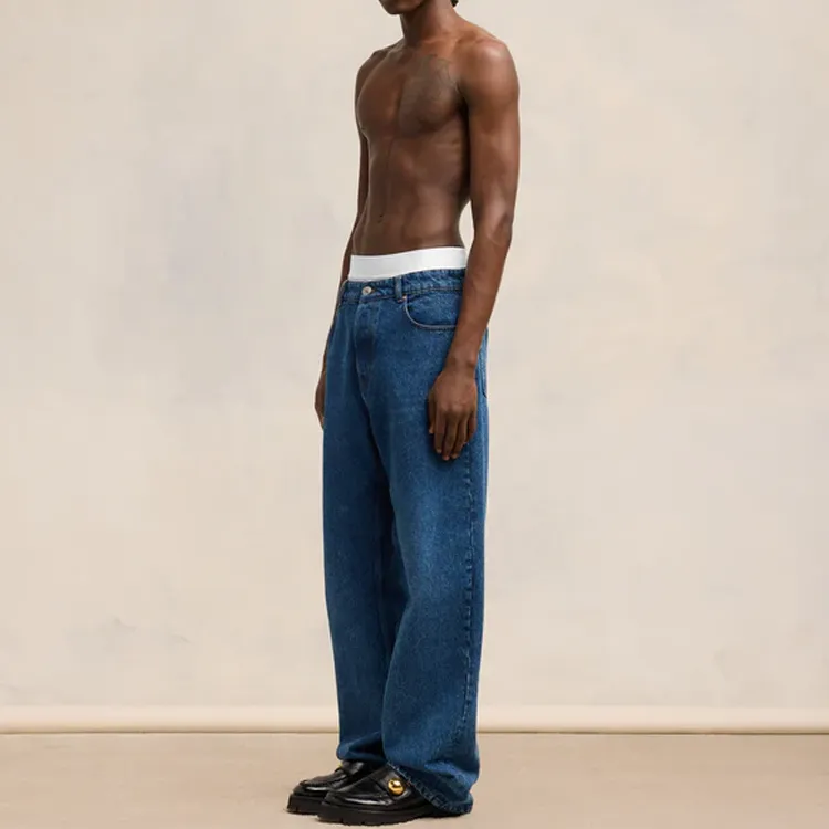 AMIPARIS Logo Patch Straight Leg Jeans-3