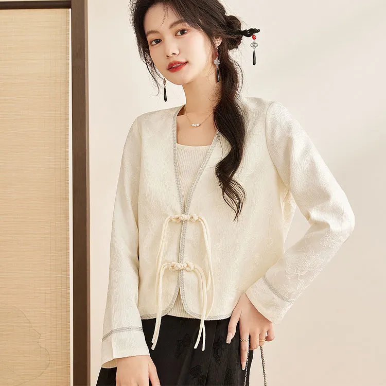 CARBAMMI Cropped Coats Women's White-5
