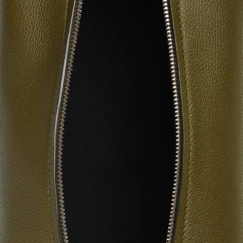 Bottega Veneta Calfskin Toiletry Bag Medium Size Men's Olive Oil & Black-3