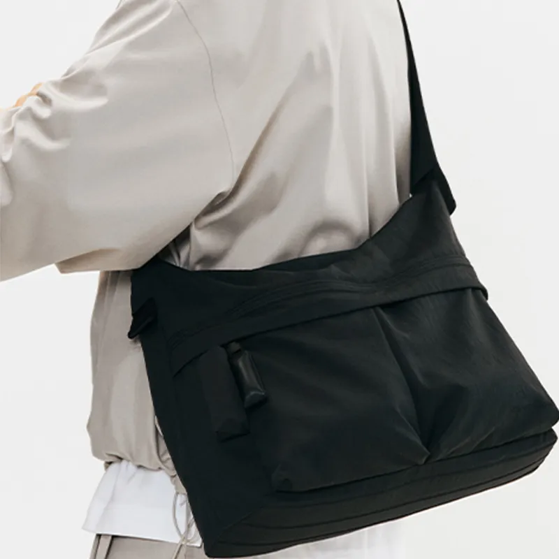 CLOUT CLOUD Nylon Fabric Messenger Bag Crossbody Bag Tubas Unisex Multicolor-4