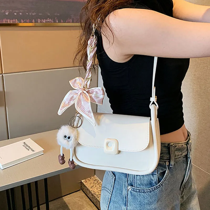 Duoluplo Doron Paul PU Shoulder Bag Regular Women's Black With Charm/Khaki With Charm/White With Charm-10