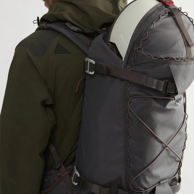 KLATTERMUSEN Recycled Polyamide Outdoor Hiking Bag Backpack Regular Unisex Raven Black-3