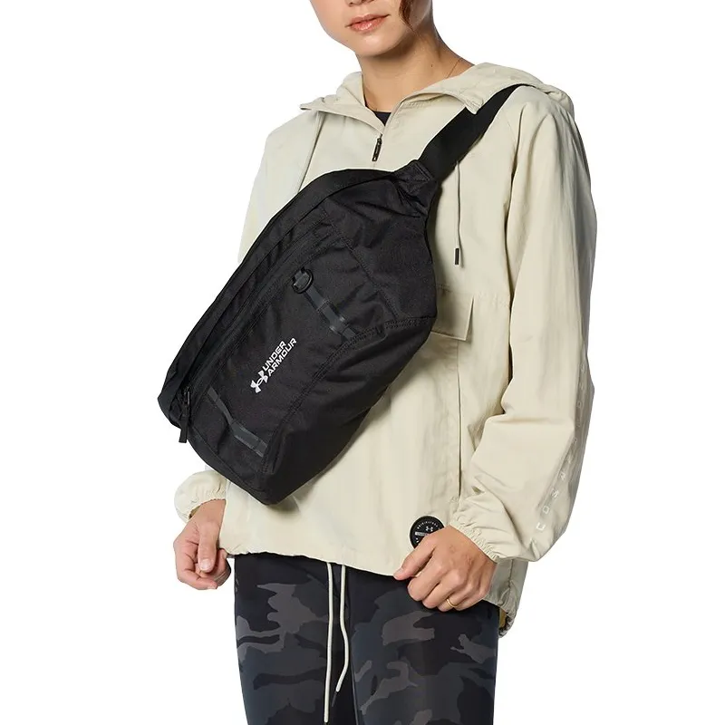 Under Armour Polyester Shoulder Bag Crossbody Bag Large Size Unisex Black-4