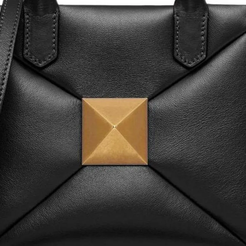 Valentino One Stud Leather Shoulder Bag Crossbody Bag Handbag Women's Midnight Black-3