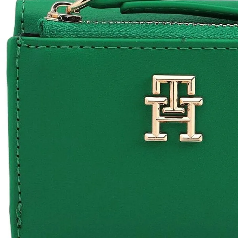 Tommy Hilfiger PU Polyurethane Wallet Women's Green-3