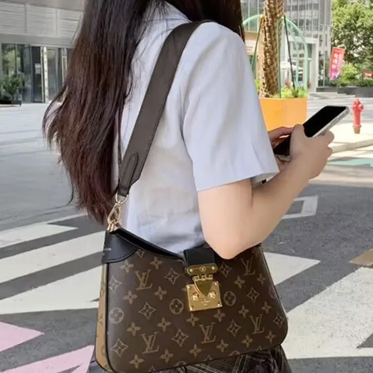 Lan Bao Fan Cow Leather Shoulder Straps Women's Brown-4