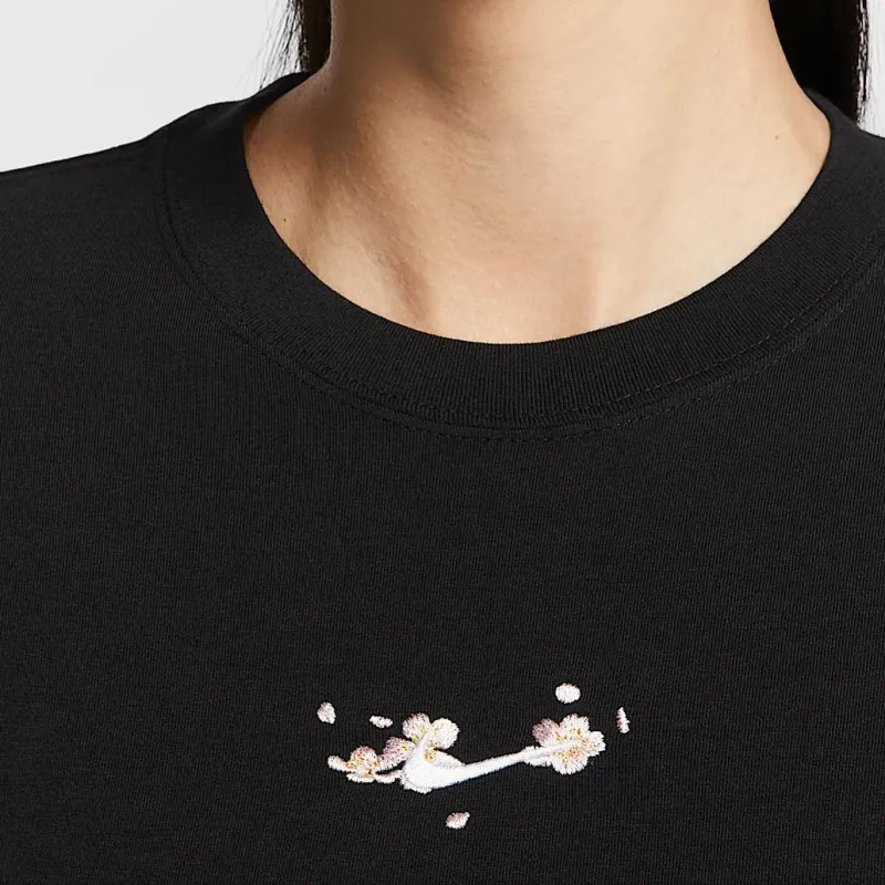 Nike Sportswear Regular T Shirt Women's Black-3