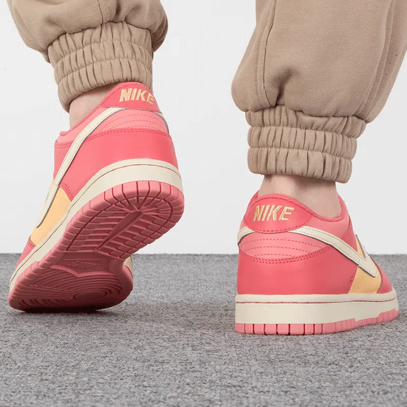 Nike Kids Dunk Low 'Strawberry/Peach Cream' Sneakers US POIZON