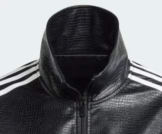 Bluza marki Adidas w kolorze granatu z nadmiernym stylem