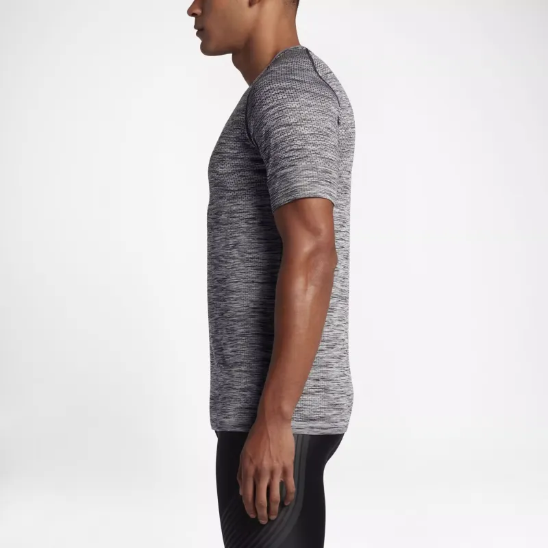 Nike T Shirt Men's Reflective Silver-4