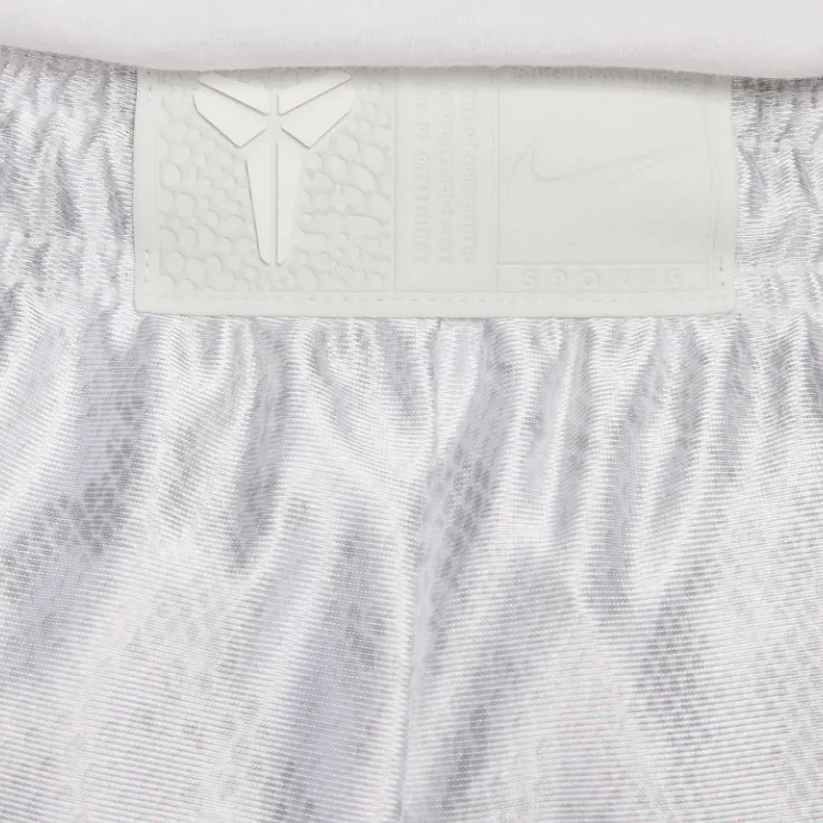 Nike Kobe Men's 6' Nike Dri FIT Standard Issue Reversible Basketball Shorts-5