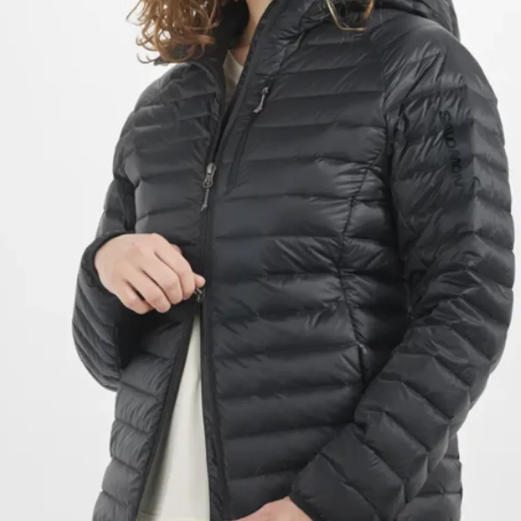 SALOMON Down Jacket Women's Black-3