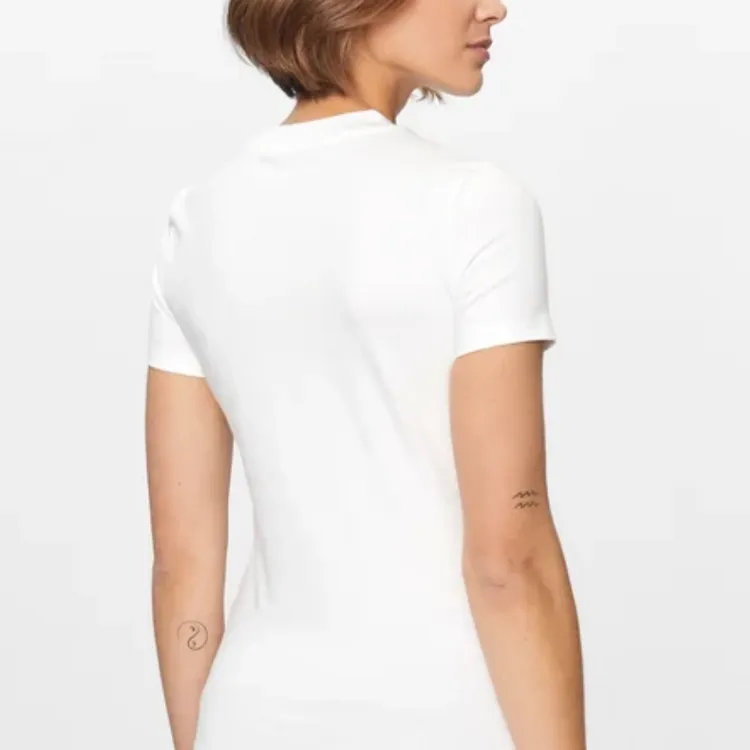 PUMA CLASSICS T Shirt Women's White-5