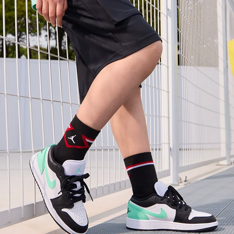 Jordan 1 Low Green Glow GS-2