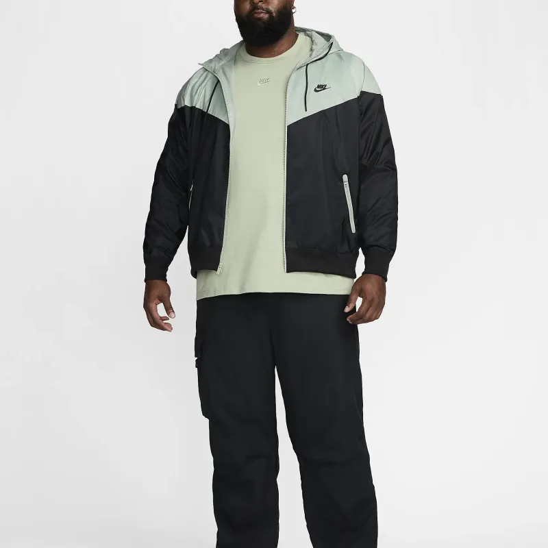 Nike Sportswear Premium Essentials Men's Long-Sleeve T-Shirt-2