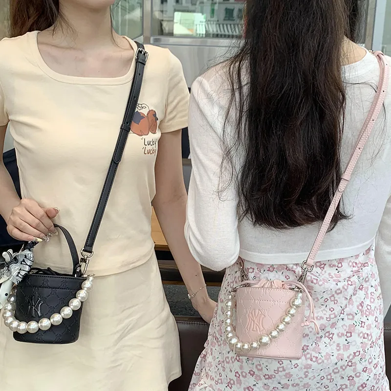 Lan Bao Fan Acrylic/Cow Leather Perfume Bag, Crossbody Bag, Chain Silk Scarf Accessories Unisex White-5