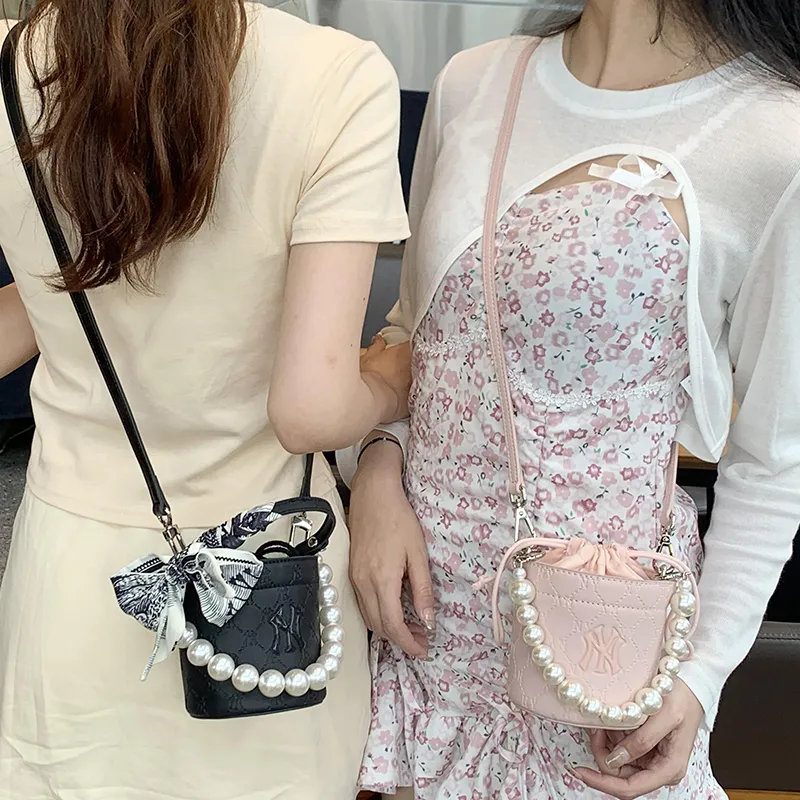 Lan Bao Fan Acrylic/Cow Leather Perfume Bag, Crossbody Bag, Chain Silk Scarf Accessories Unisex White-3