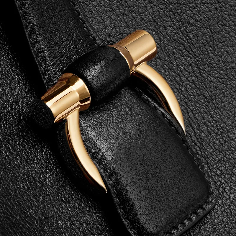 FERRAGAMO GANCINI Calfskin Tote Bag Shopping Bag Handbag Large Size Women's Black-4