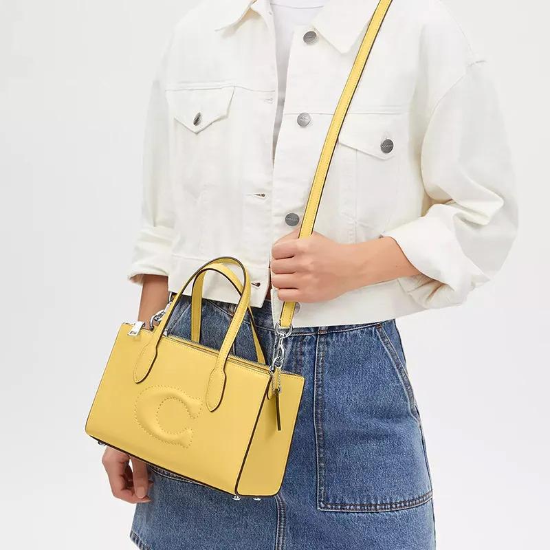 COACH Cow Leather Tote Bag Shopping Bag Handbag Small Size Women's Daisy-Colored-4