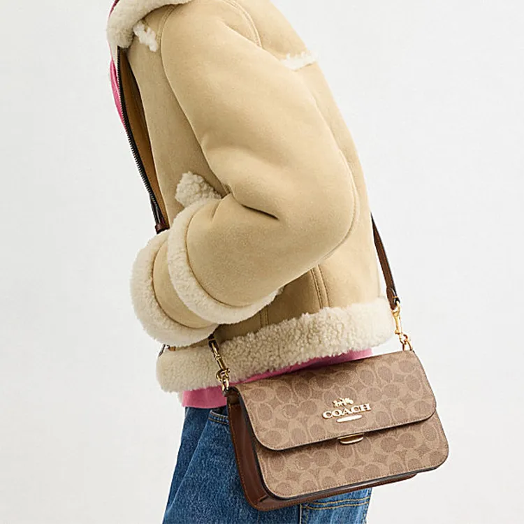 COACH Brynn Shoulder Bags-3