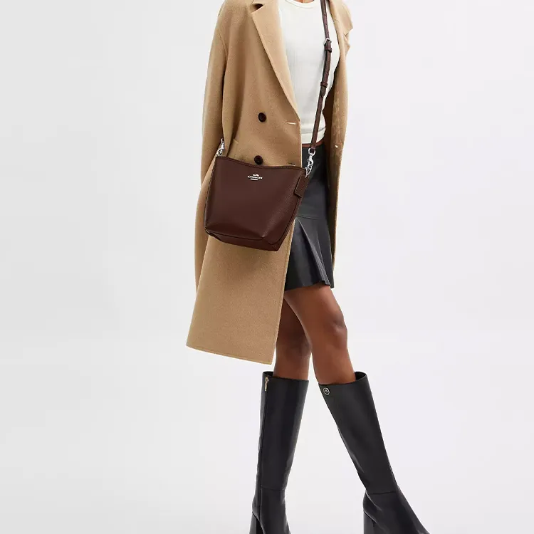 COACH City Double Sided Leather Bucket Bag, Portable Crossbody Bag, Shoulder Bag Trumpets Women's Maple-3