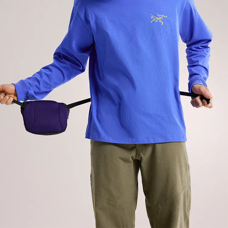 Arcteryx Mantis Polyester One Shoulder Crossbody Fanny Pack Unisex Black & Purple-4