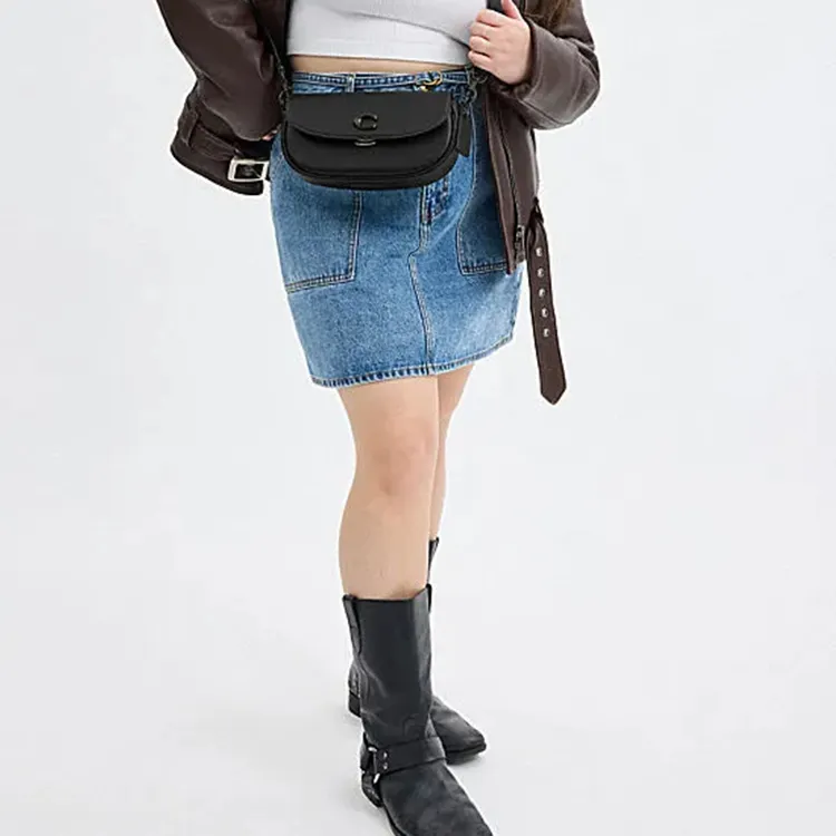 COACH Cow Leather Saddle Bag Handbag Shoulder Bag Crossbody Bag Medium Size Women's Black-5