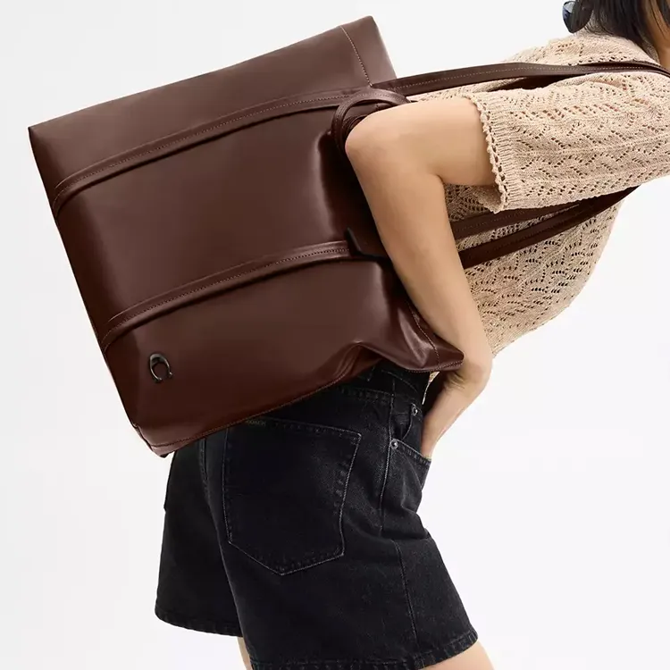 COACH Paperweight Leather Tote Bag, Shopping Bag, Shoulder Bag, Handbag Tubas Unisex Maple-5