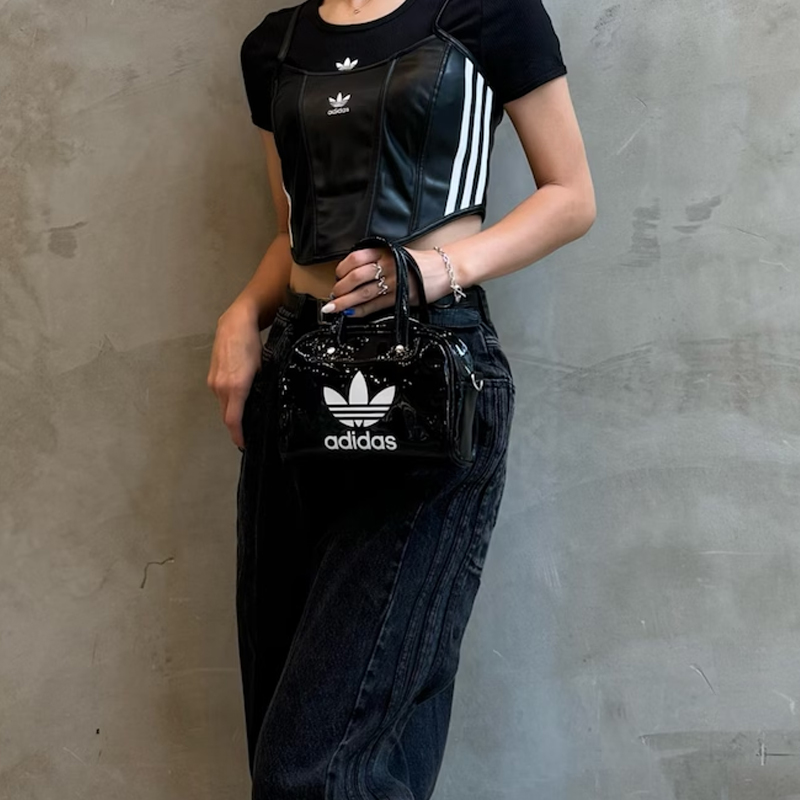 ★Adidas★ 25SS Adicolor MINI BOWLING BAG Semi Coral / Black ☆Adidas☆ 25SS Adicolor MINI BOWLING BAG Semi Coral / Black