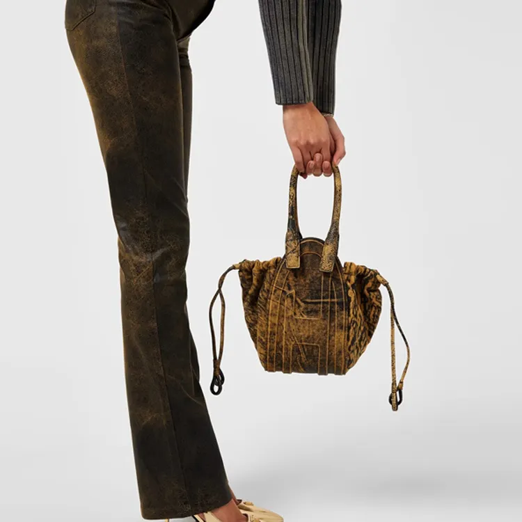 DIESEL 1DR Leather Bucket Bag-4