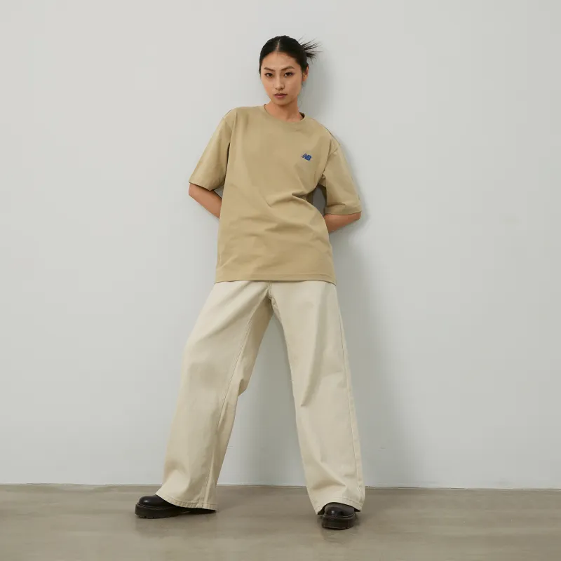 New Balance x PK SHEJISHILIANMINGKUAN Centripetal Life Illustration Series T Shirt Unisex Khaki-3
